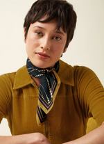 Lade das Bild in den Galerie-Viewer, Scarf – gemustert
