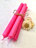 4 Stabkerzen in Pink, mittel